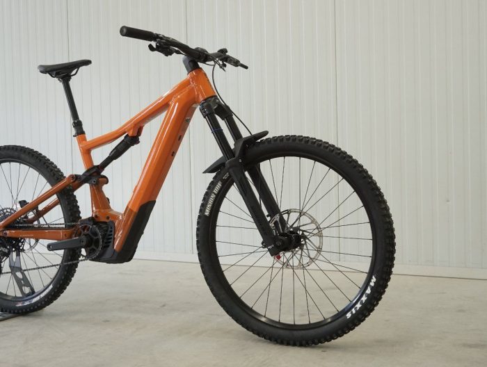 FOCUS SAM2 6.7 / E-MTB / Fully / Größe: L